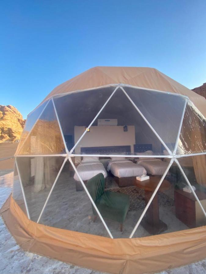 Rum Four Mountain Luxury Camp Wadi Rum Exterior foto