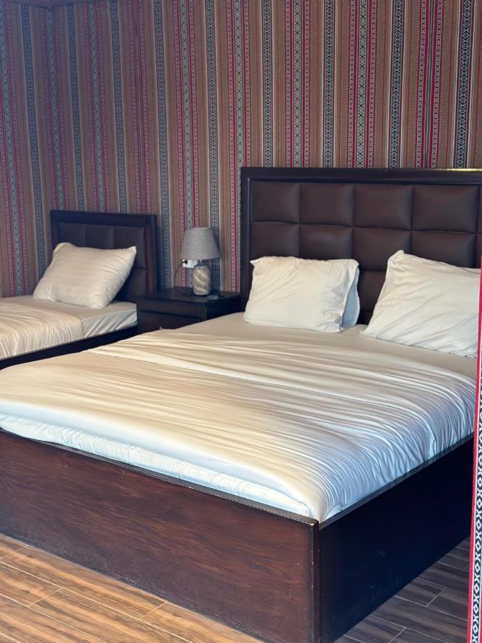 Rum Four Mountain Luxury Camp Wadi Rum Exterior foto