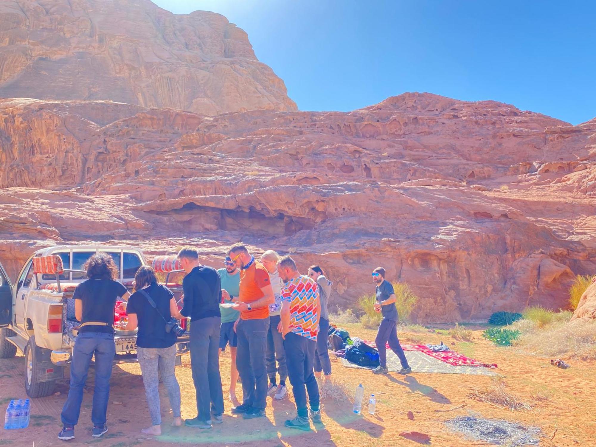Rum Four Mountain Luxury Camp Wadi Rum Exterior foto